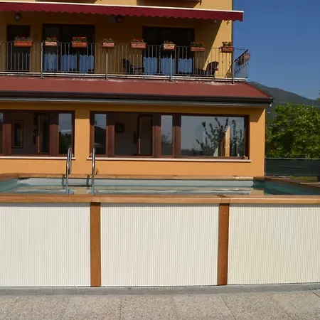 La Veranda Feriehus Salò